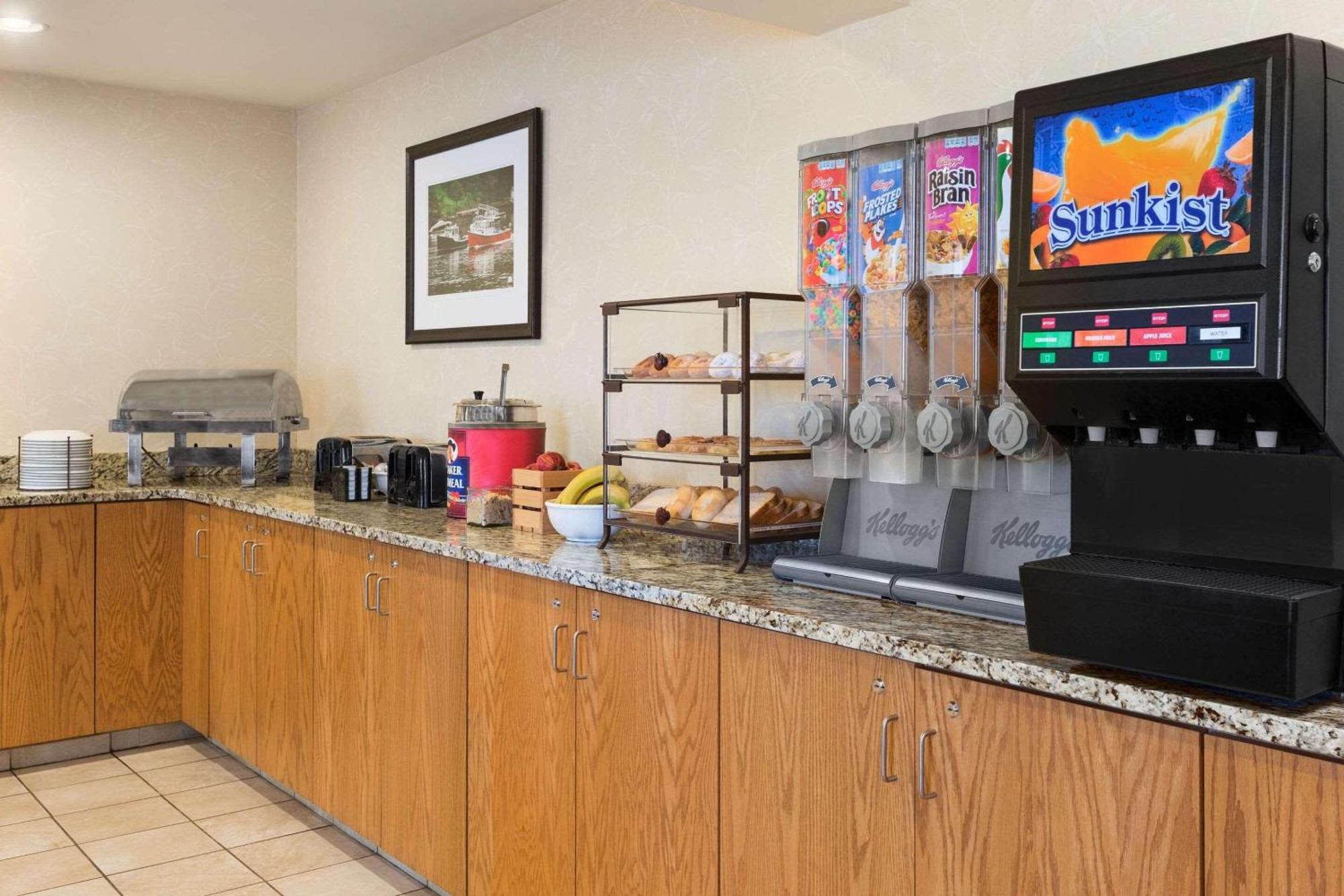 Country Inn & Suites By Radisson, Holland, Mi Buitenkant foto