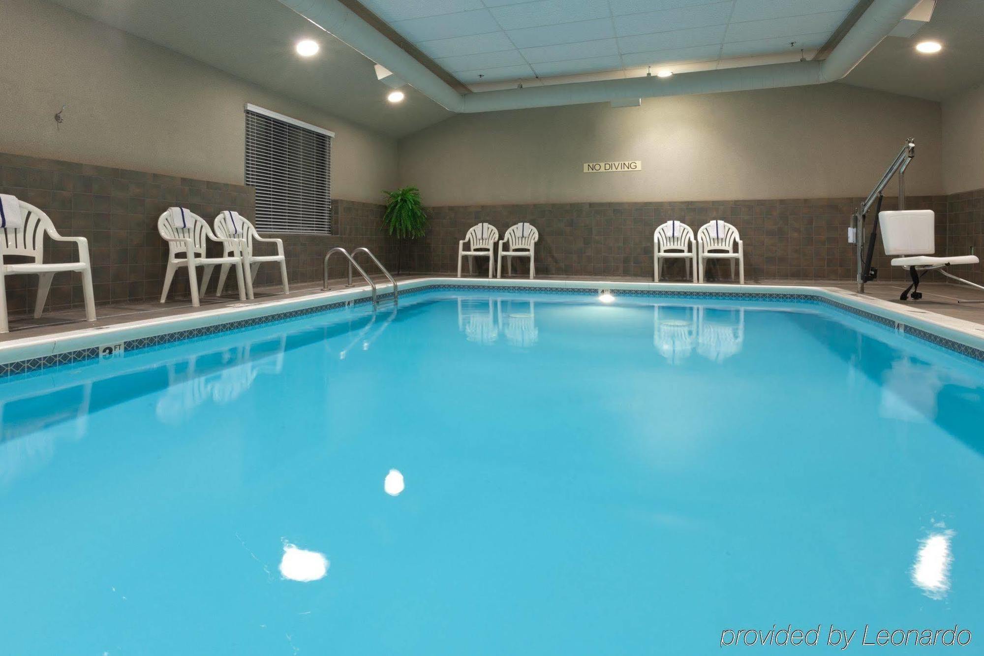 Country Inn & Suites By Radisson, Holland, Mi Buitenkant foto
